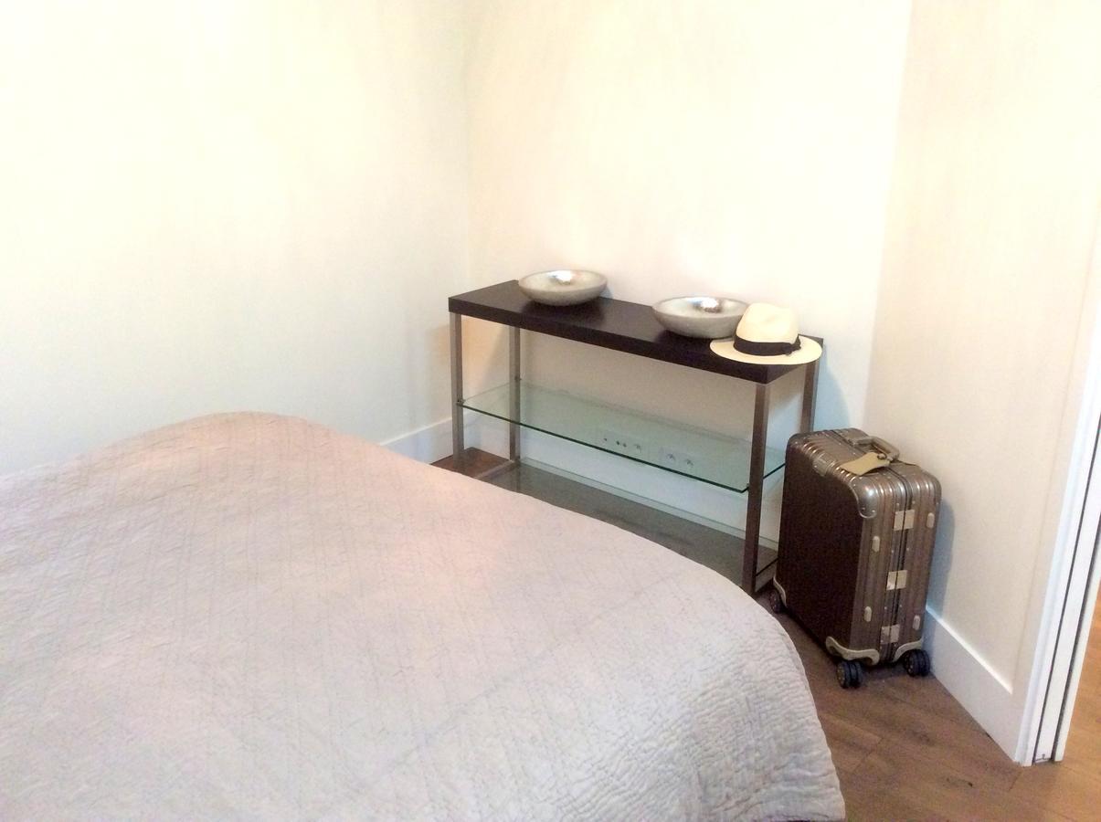 Two Bedroom Luxury Apartment - Balcony With View Of Notre Dame Paris Eksteriør bilde