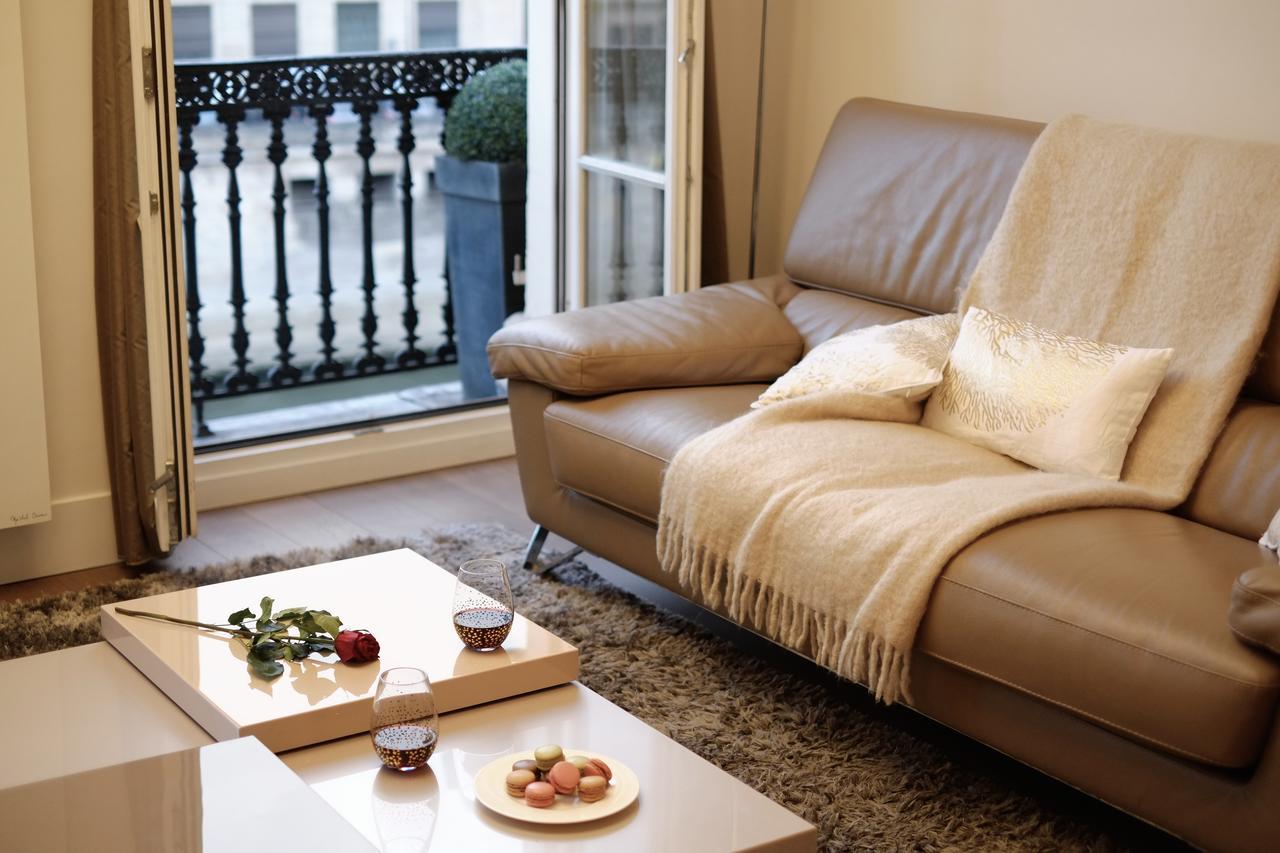 Two Bedroom Luxury Apartment - Balcony With View Of Notre Dame Paris Eksteriør bilde